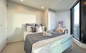 Stylish Two-Bedroom Apartment In The City Center